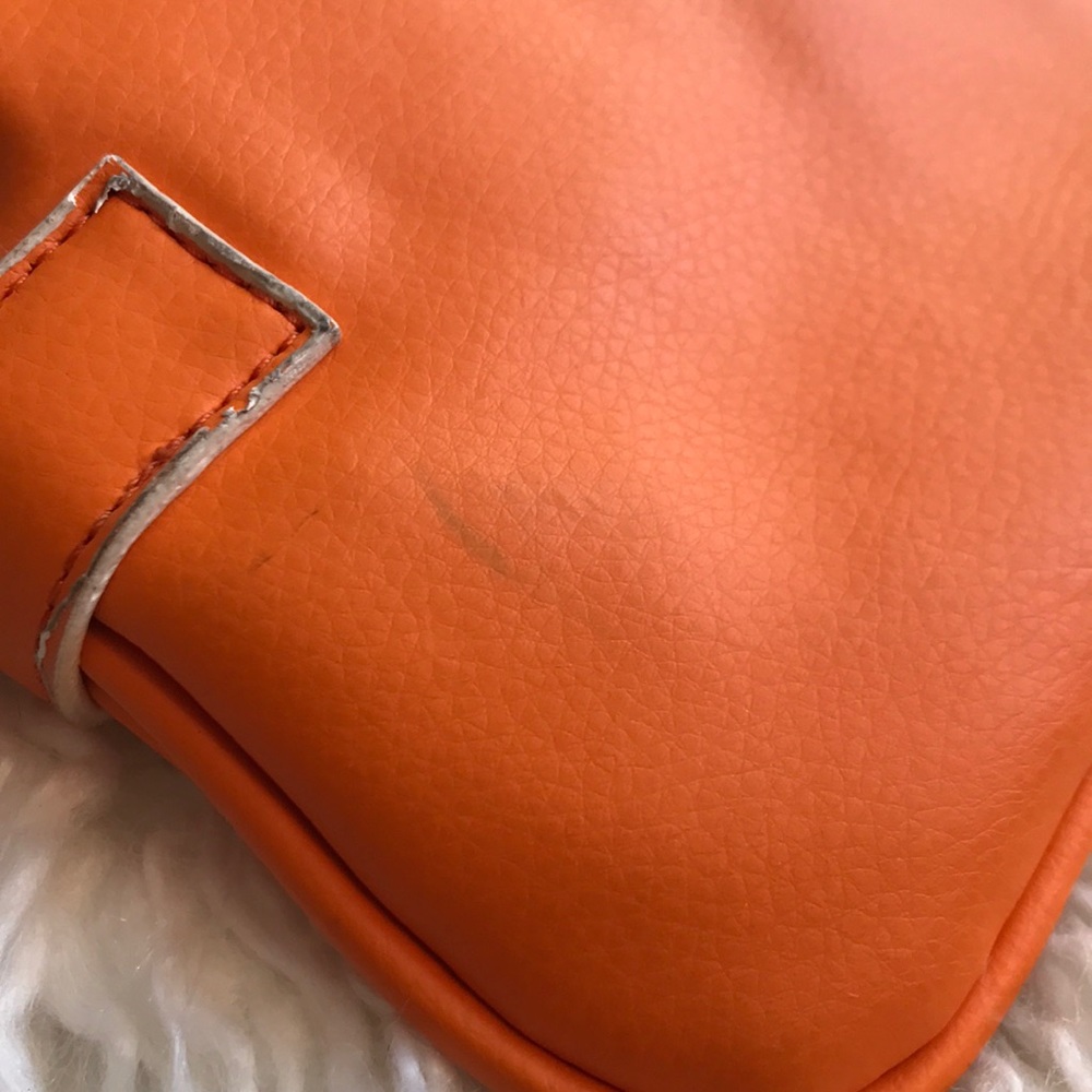 Orange clutch with strap - Picture 5 of 5